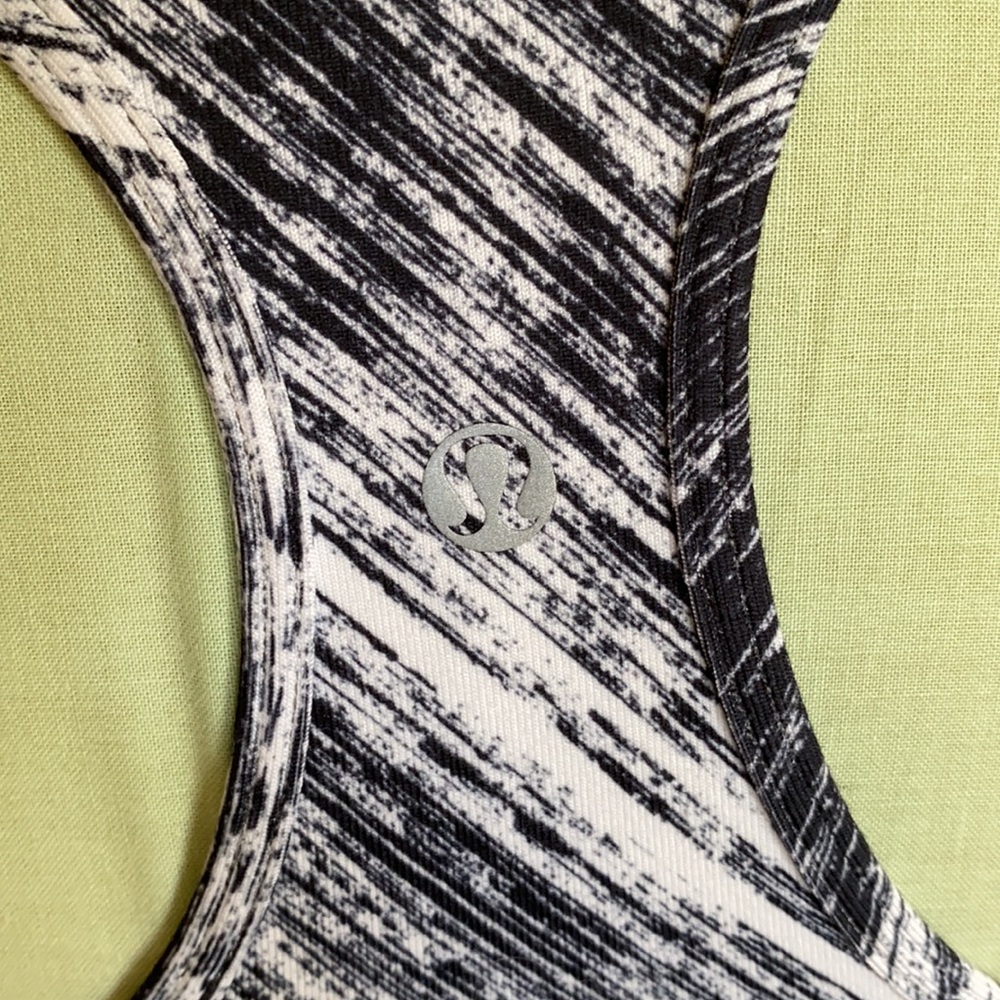 Lululemon Racer Tank - Picture 3 of 4